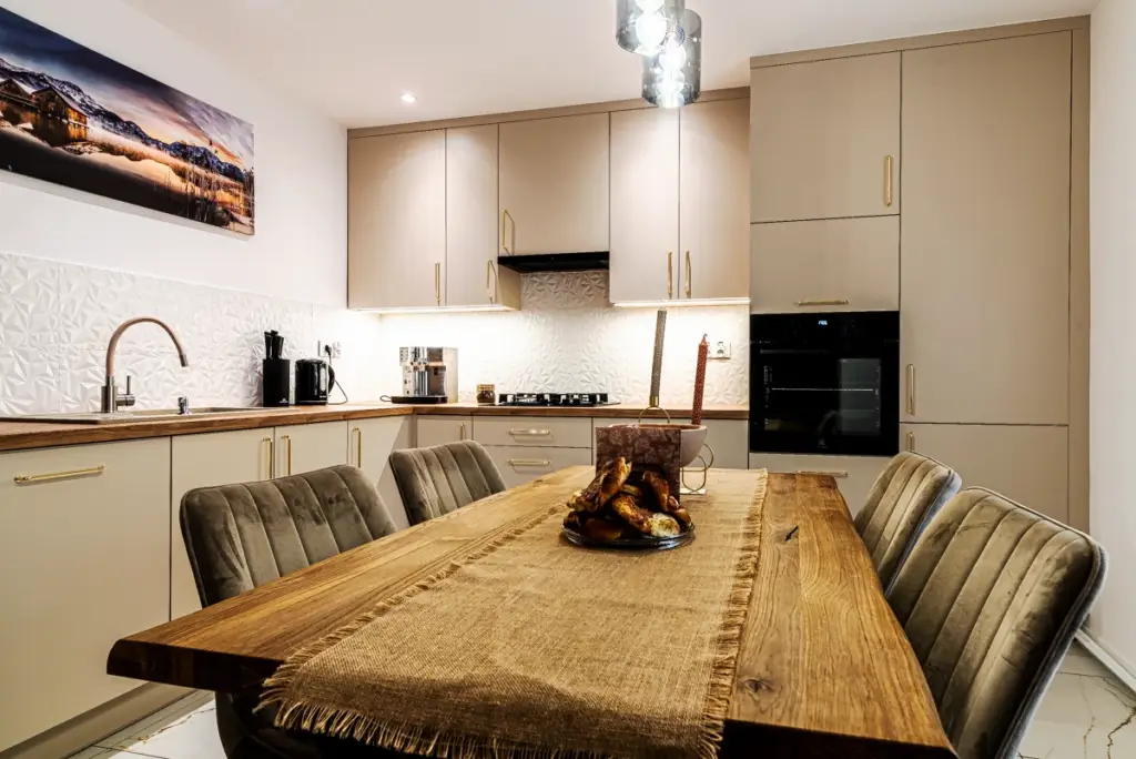 meble na wymiar tarnow13